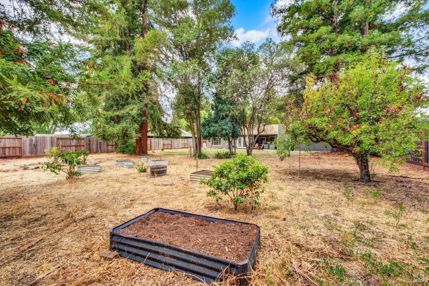 3086 Hermosa Drive Napa CA 94558