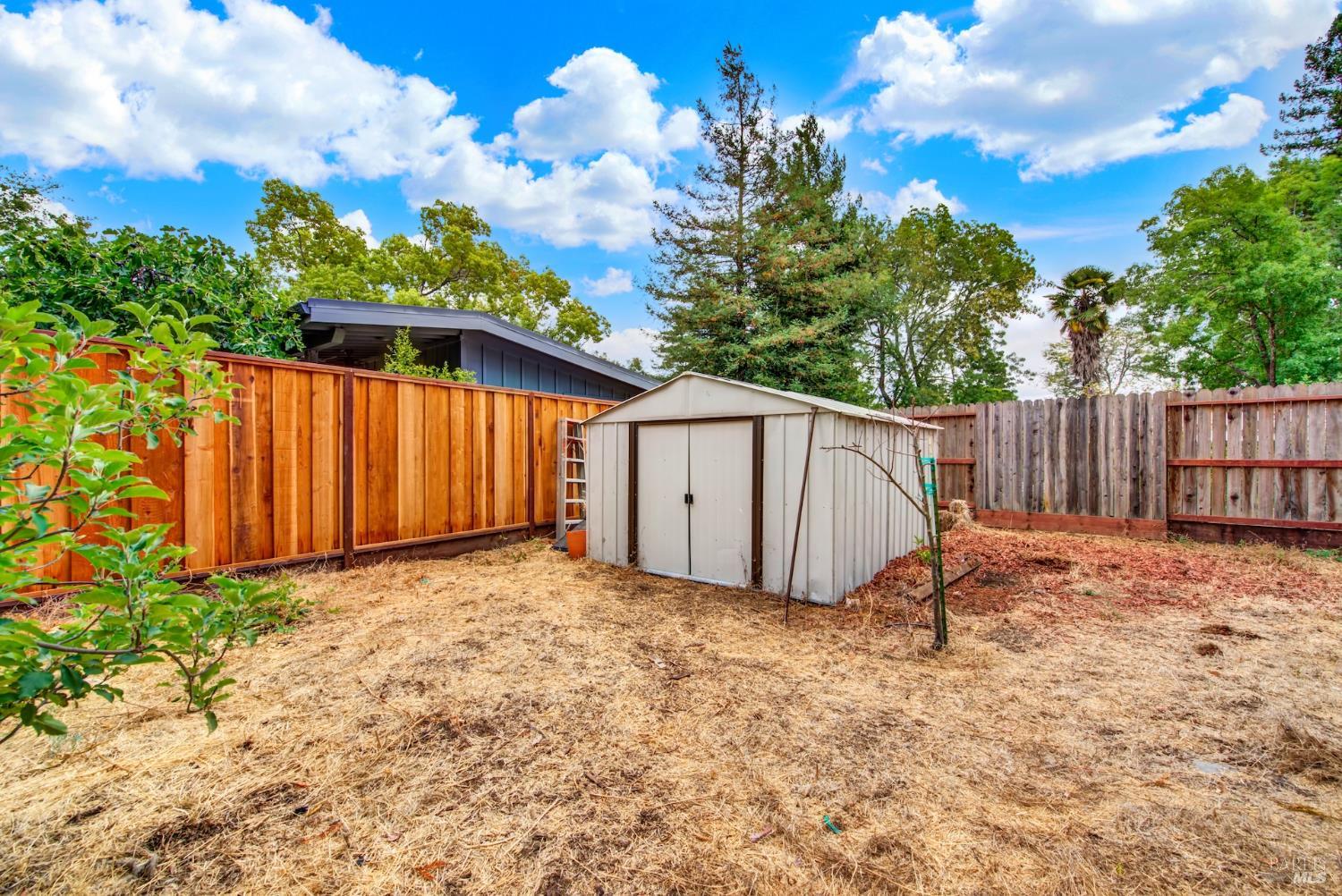 3086 Hermosa Drive Napa CA 94558