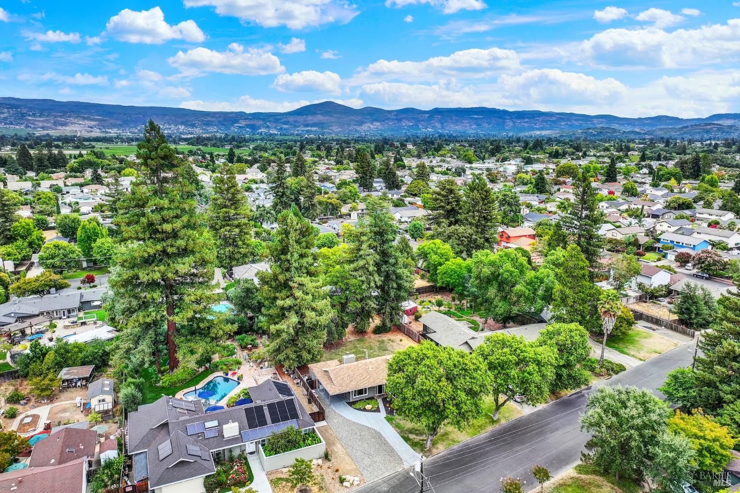 3086 Hermosa Drive Napa CA 94558