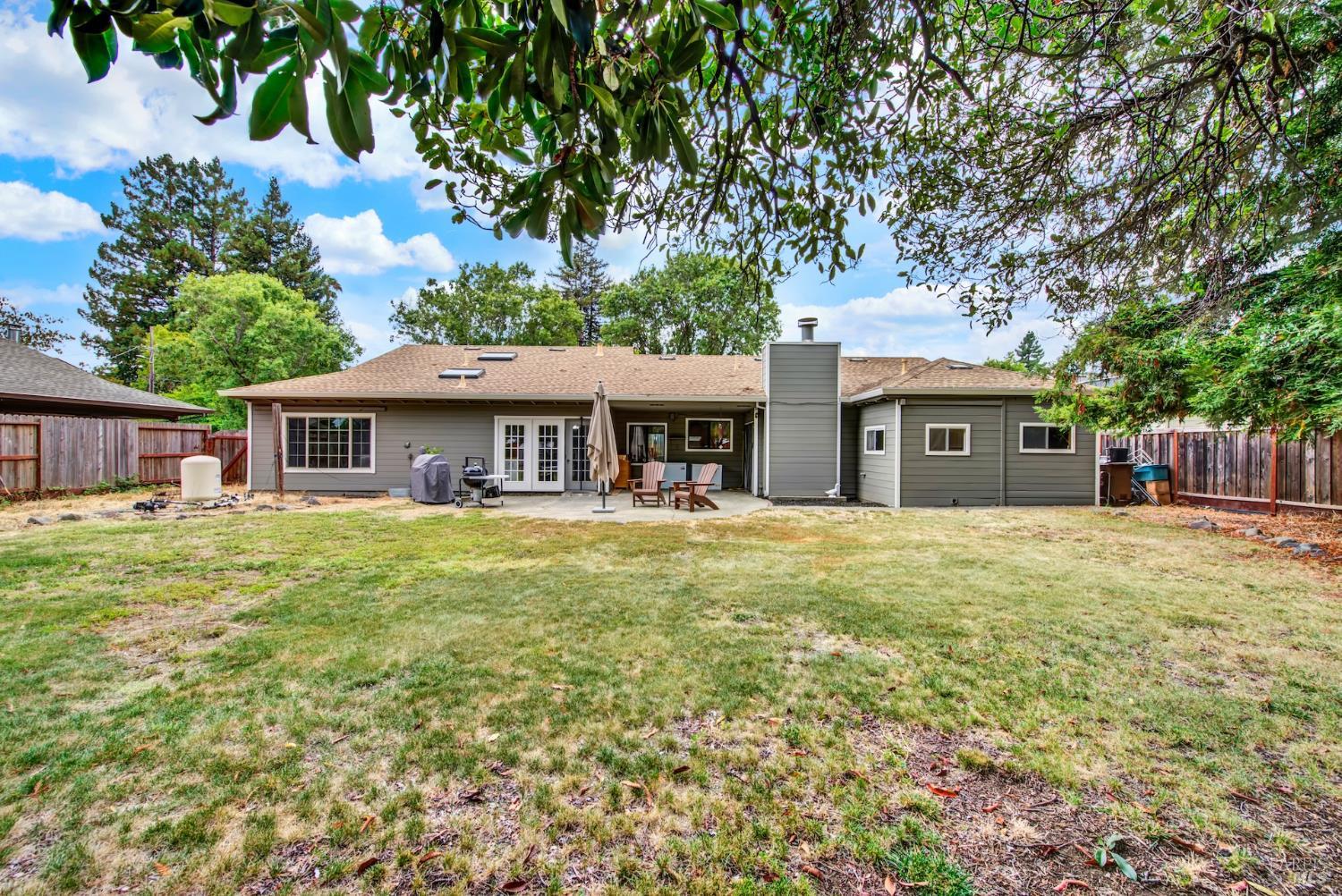 3086 Hermosa Drive Napa CA 94558