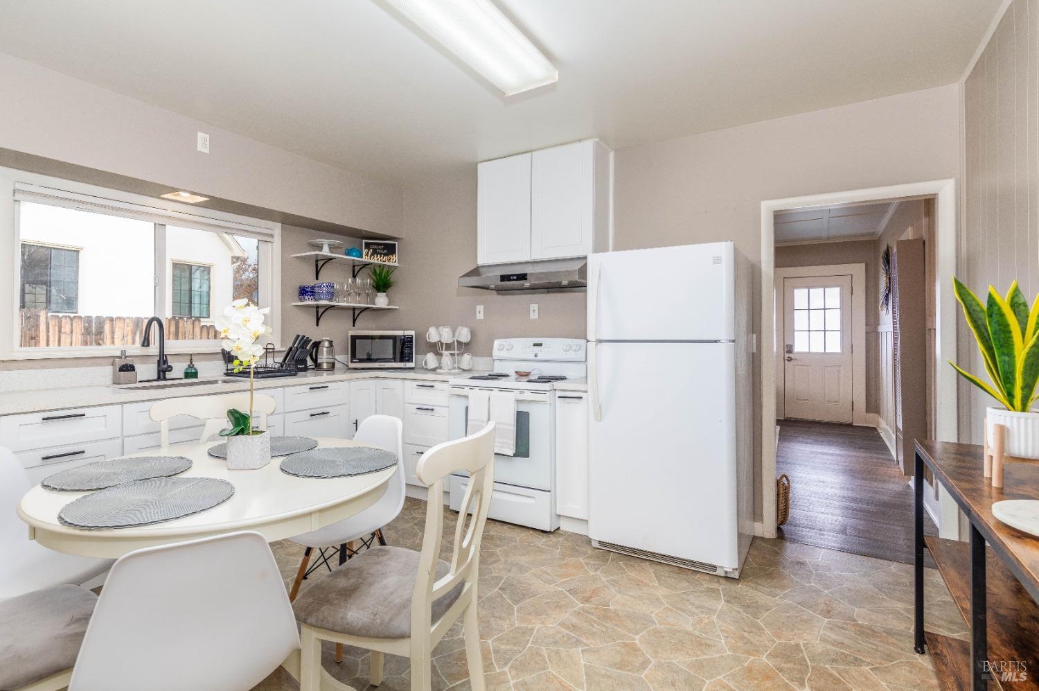 13240 S Highway 101 Hopland CA 95449
