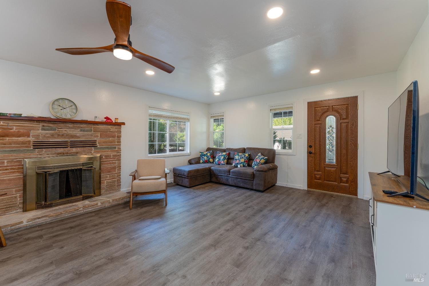 13240 S Highway 101 Hopland CA 95449