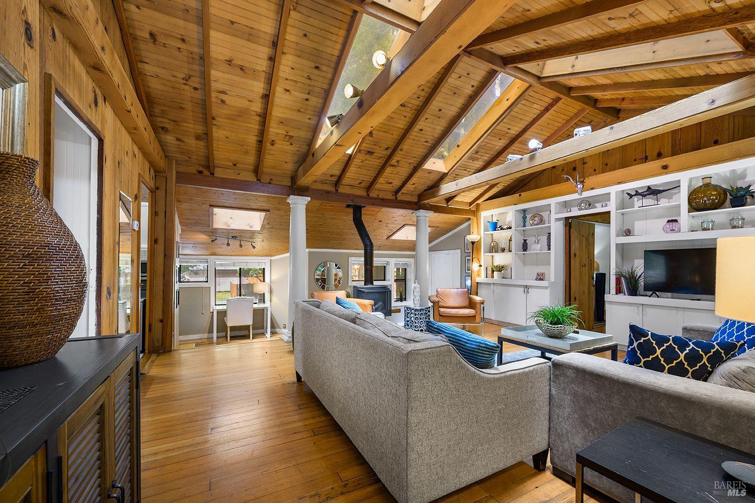 17350 Riverside Drive Guerneville CA 95446