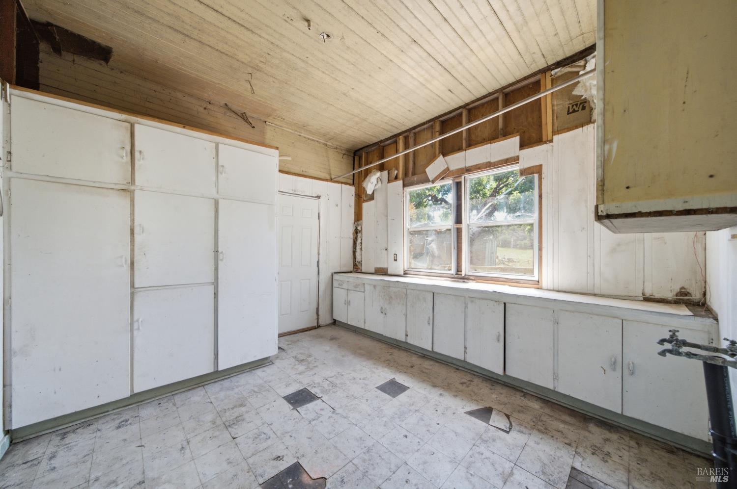 4570 Petaluma Hill Road Santa Rosa CA 95404