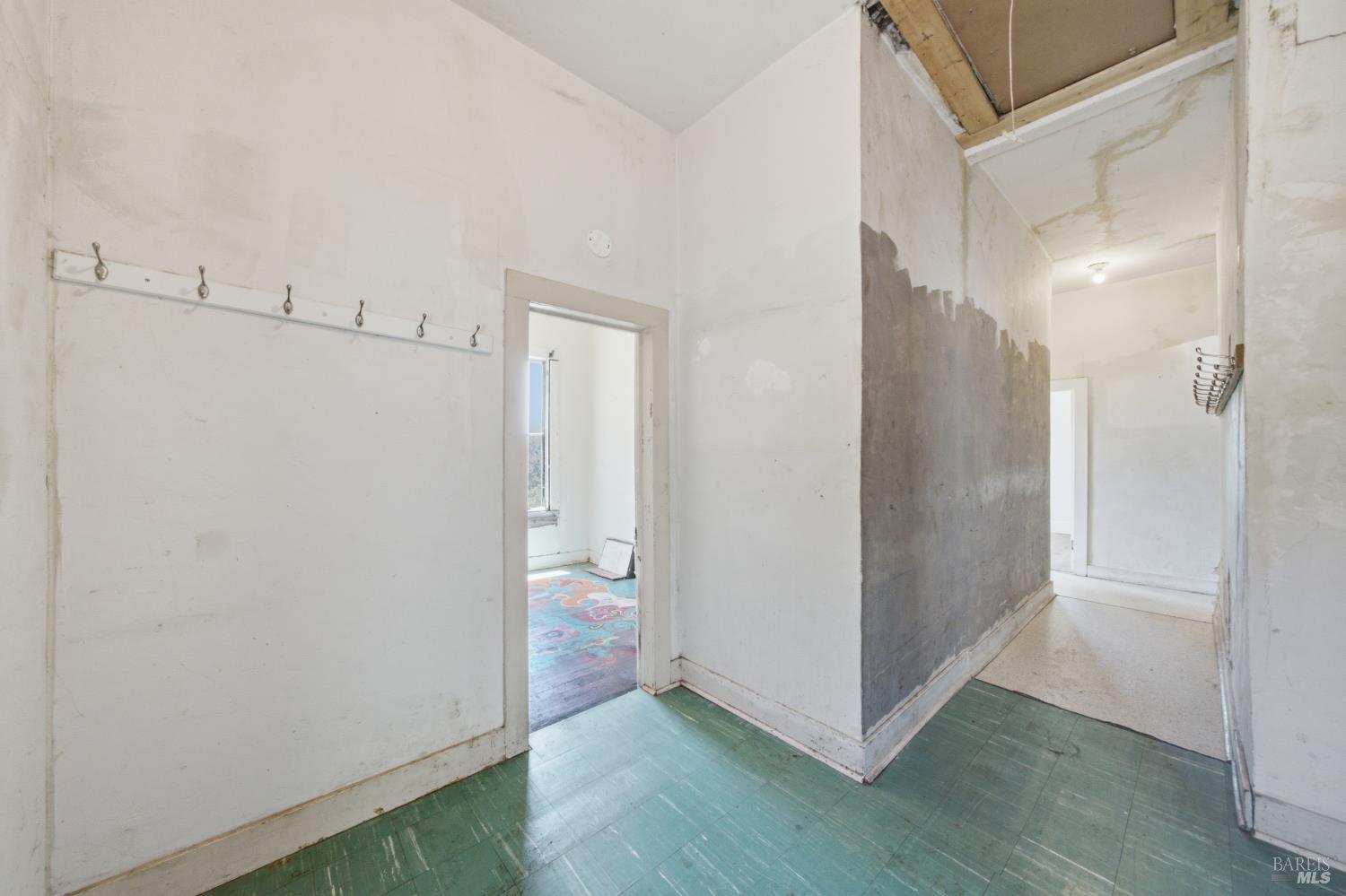 4570 Petaluma Hill Road Santa Rosa CA 95404