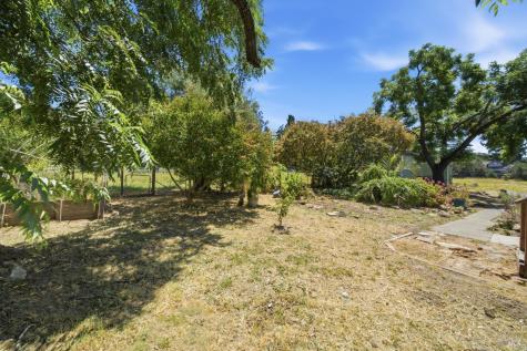 4570 Petaluma Hill Road Santa Rosa CA 95404