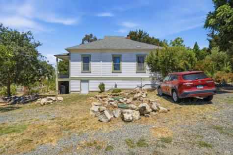 4570 Petaluma Hill Road Santa Rosa CA 95404