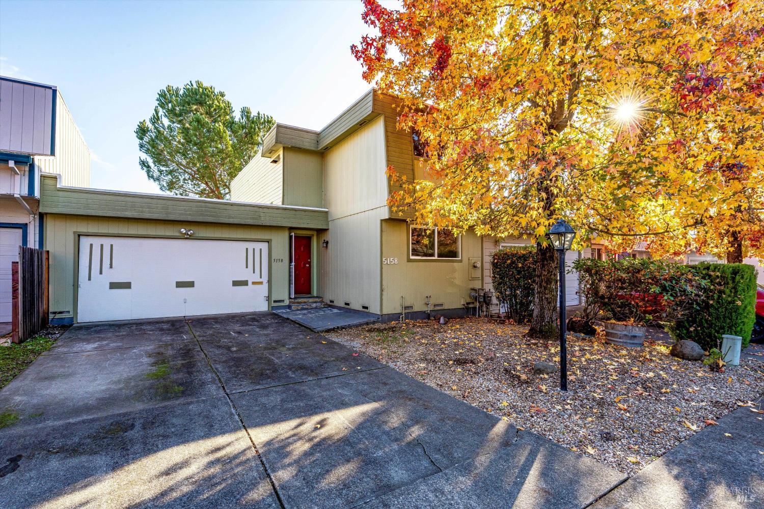 5158 Parkhurst Drive Santa Rosa CA 95409