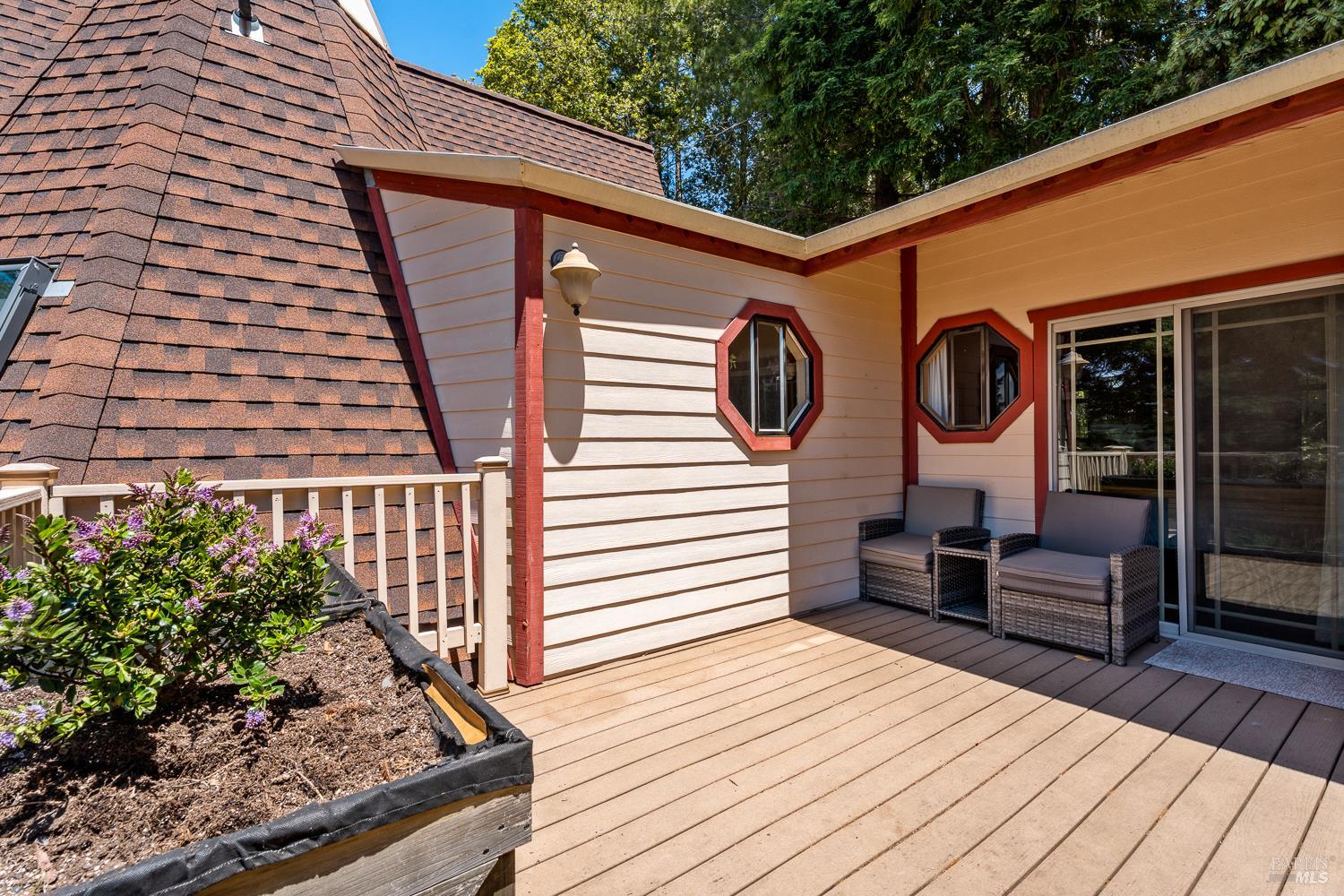 43345 Brushy Ridge Loop Annapolis CA 95412
