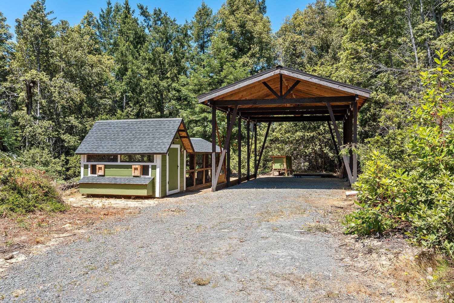43345 Brushy Ridge Loop Annapolis CA 95412