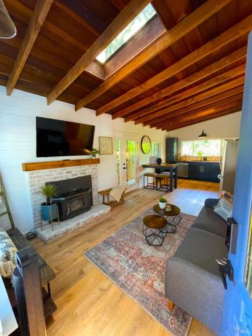 242 Vila Road Forestville CA 95436