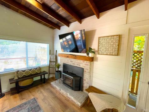 242 Vila Road Forestville CA 95436