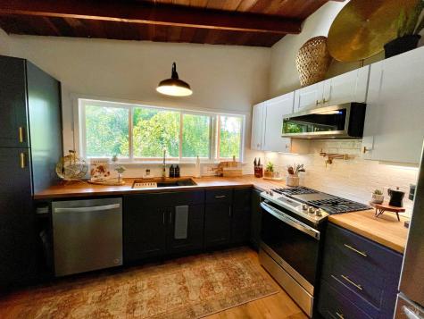 242 Vila Road Forestville CA 95436
