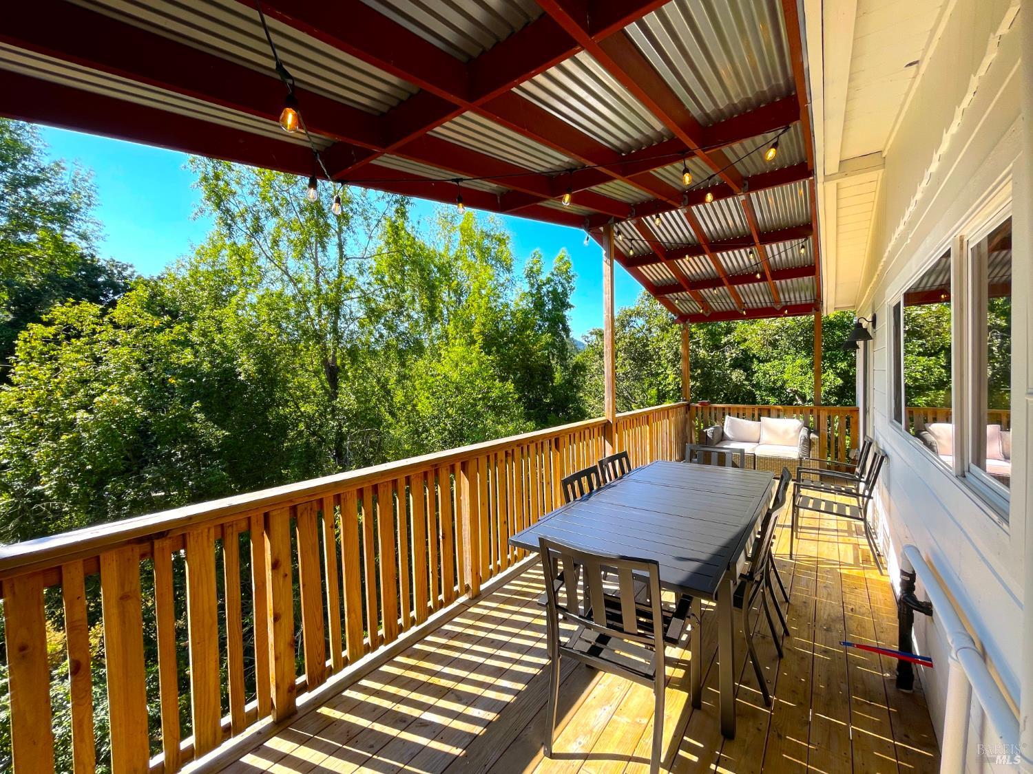 242 Vila Road Forestville CA 95436