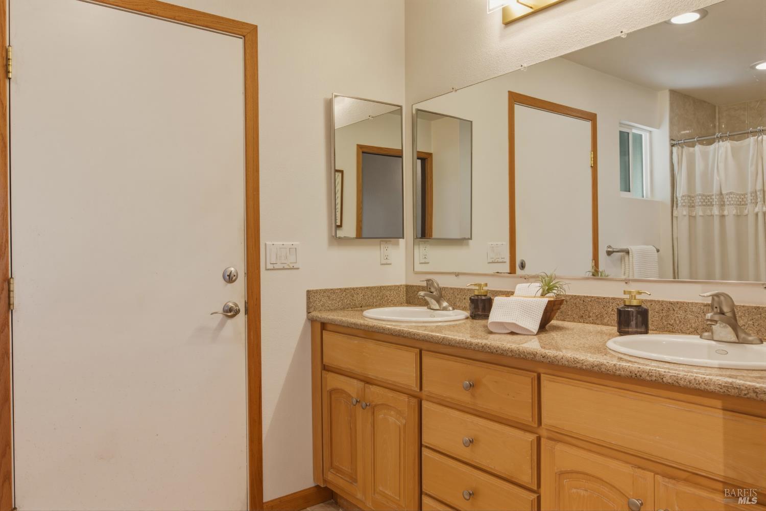 7495 Poplar Drive Forestville CA 95436