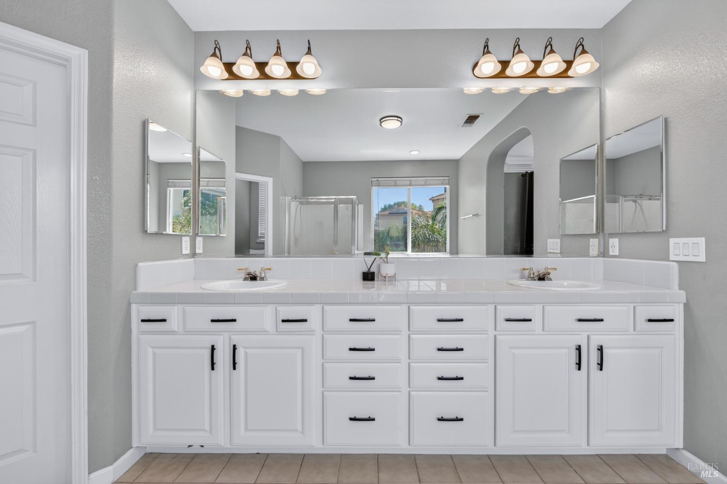 612 Pacific Grove Court Vacaville CA 95688
