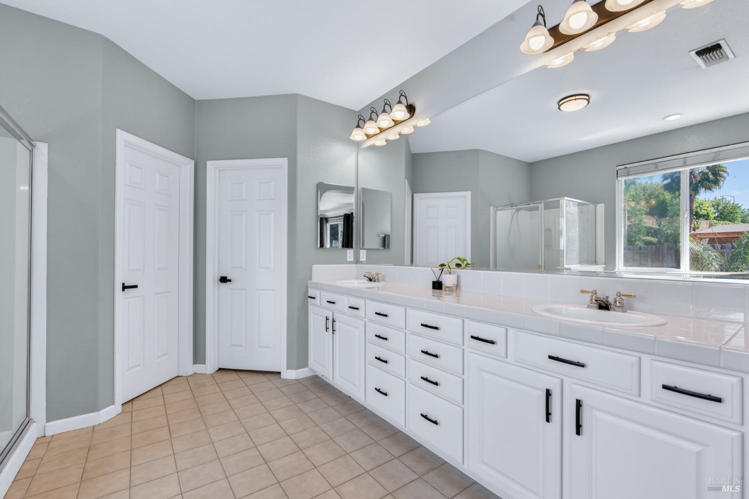 612 Pacific Grove Court Vacaville CA 95688
