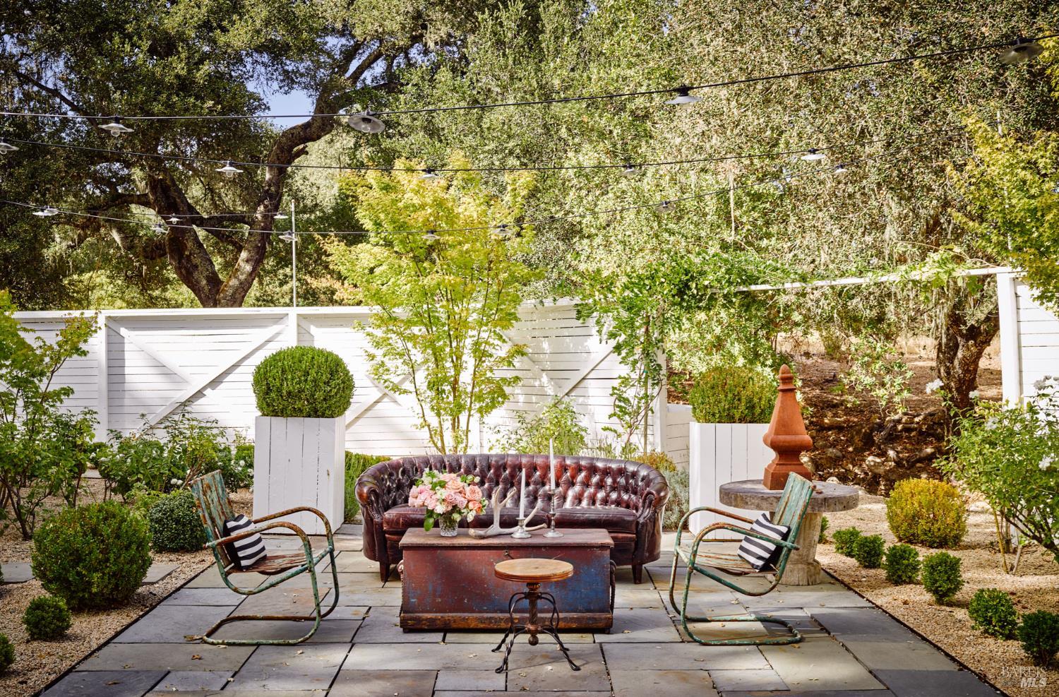4553 Chiles Pope Valley Road St. Helena CA 94574