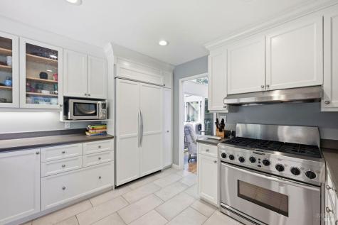 42 Oxford Drive San Rafael CA 94903