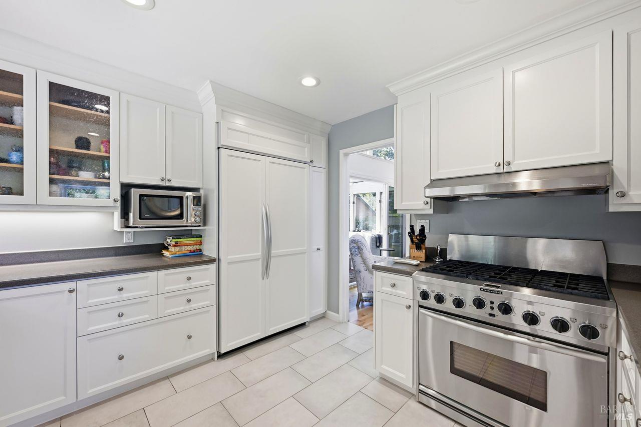 42 Oxford Drive San Rafael CA 94903