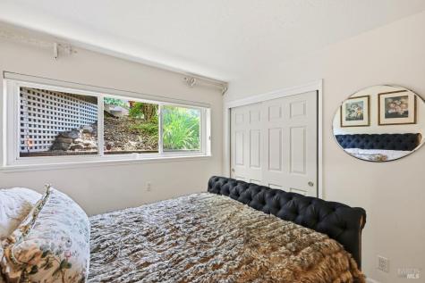 42 Oxford Drive San Rafael CA 94903