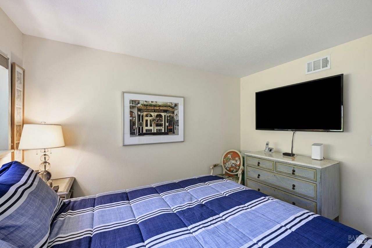42 Oxford Drive San Rafael CA 94903