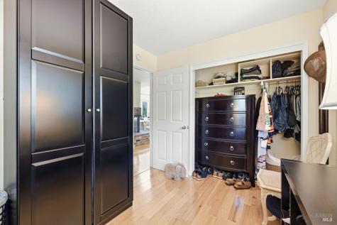 42 Oxford Drive San Rafael CA 94903