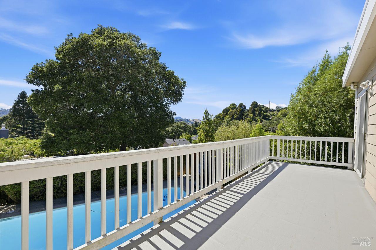 42 Oxford Drive San Rafael CA 94903