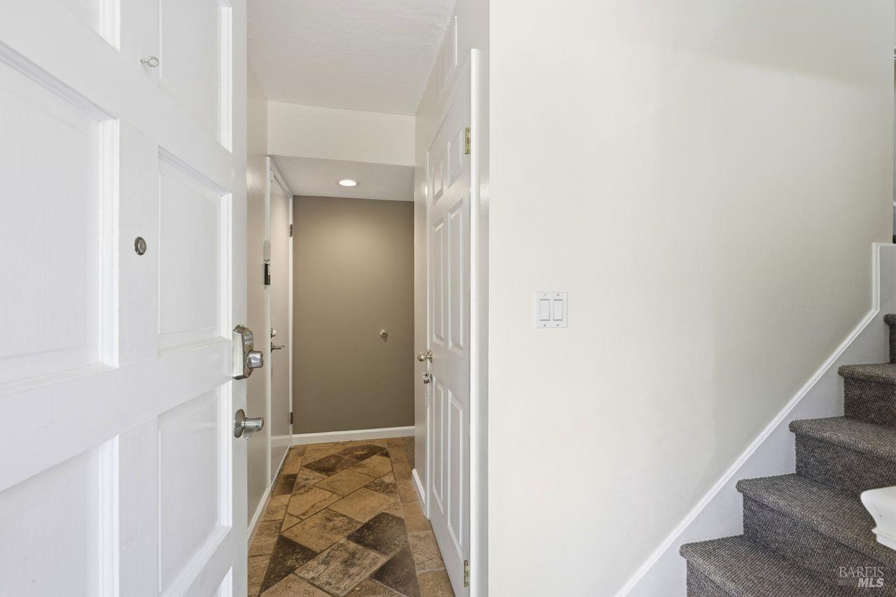42 Oxford Drive San Rafael CA 94903