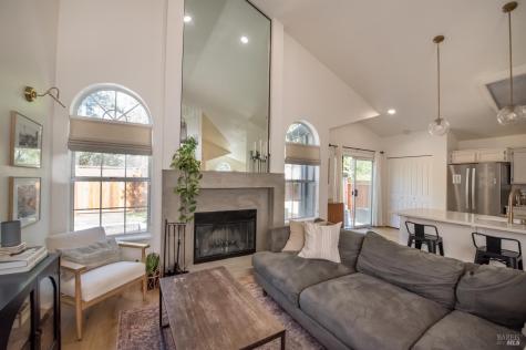 255 Wikiup Meadows Drive Santa Rosa CA 95403