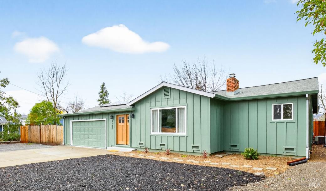 4933 Hansen Drive Santa Rosa CA 95409