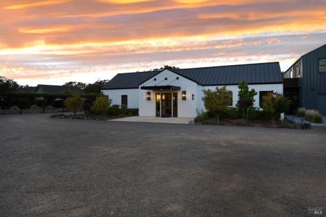 85 W Trinity Road Glen Ellen CA 95442