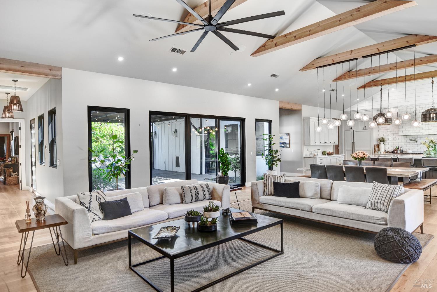 85 W Trinity Road Glen Ellen CA 95442