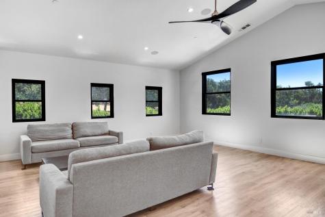85 W Trinity Road Glen Ellen CA 95442