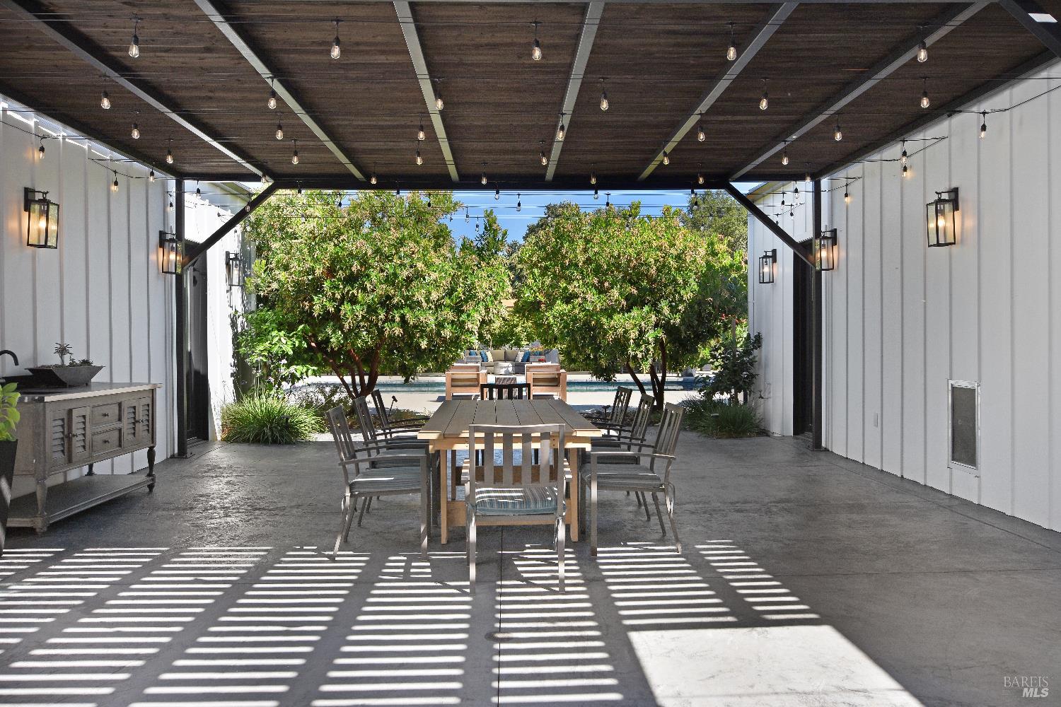 85 W Trinity Road Glen Ellen CA 95442
