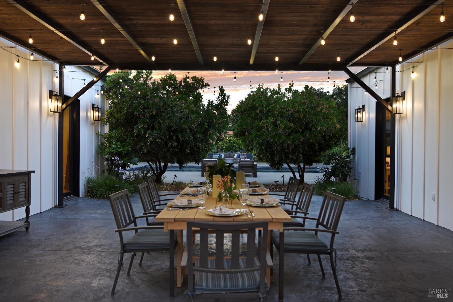 85 W Trinity Road Glen Ellen CA 95442