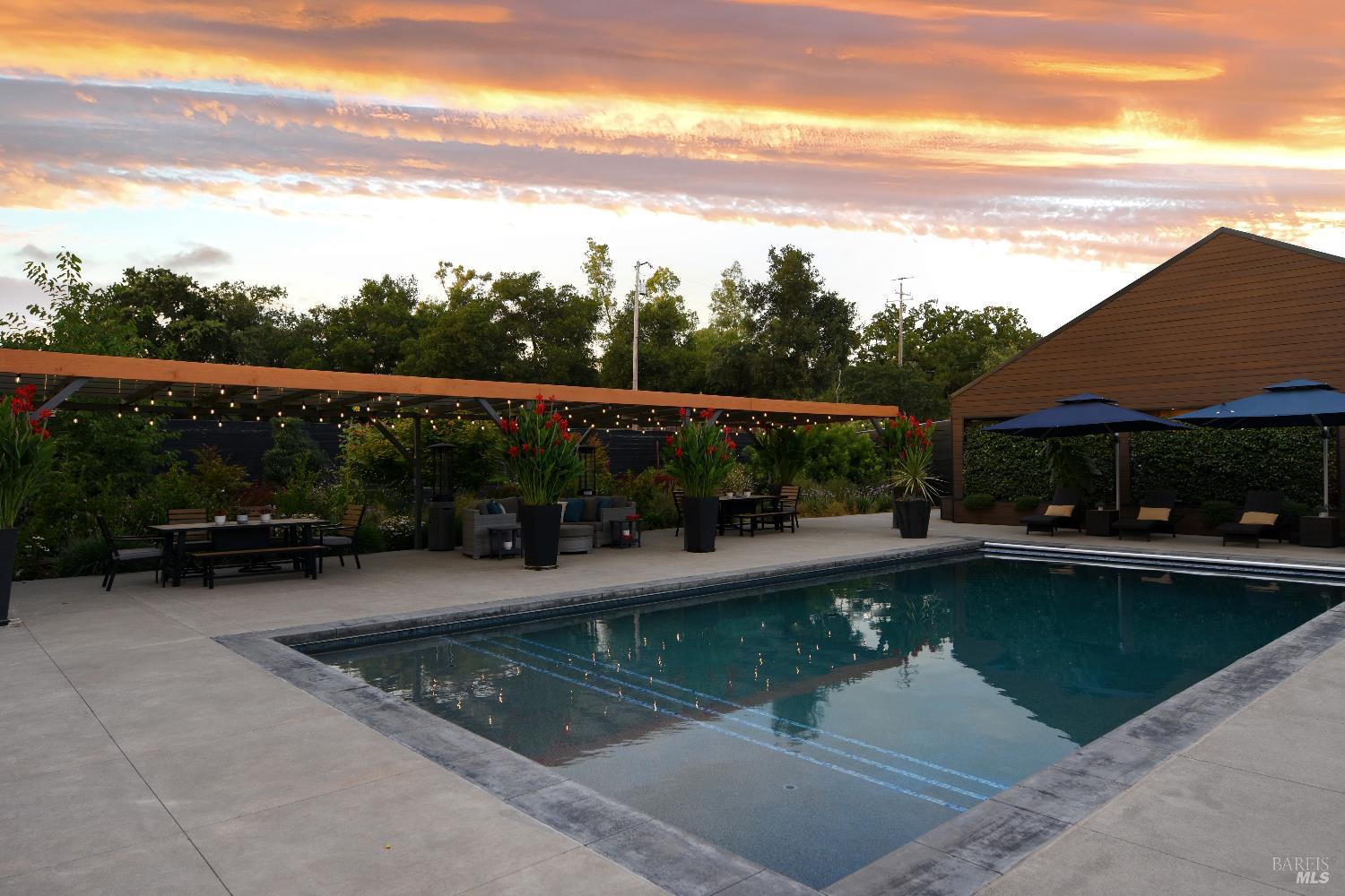 85 W Trinity Road Glen Ellen CA 95442