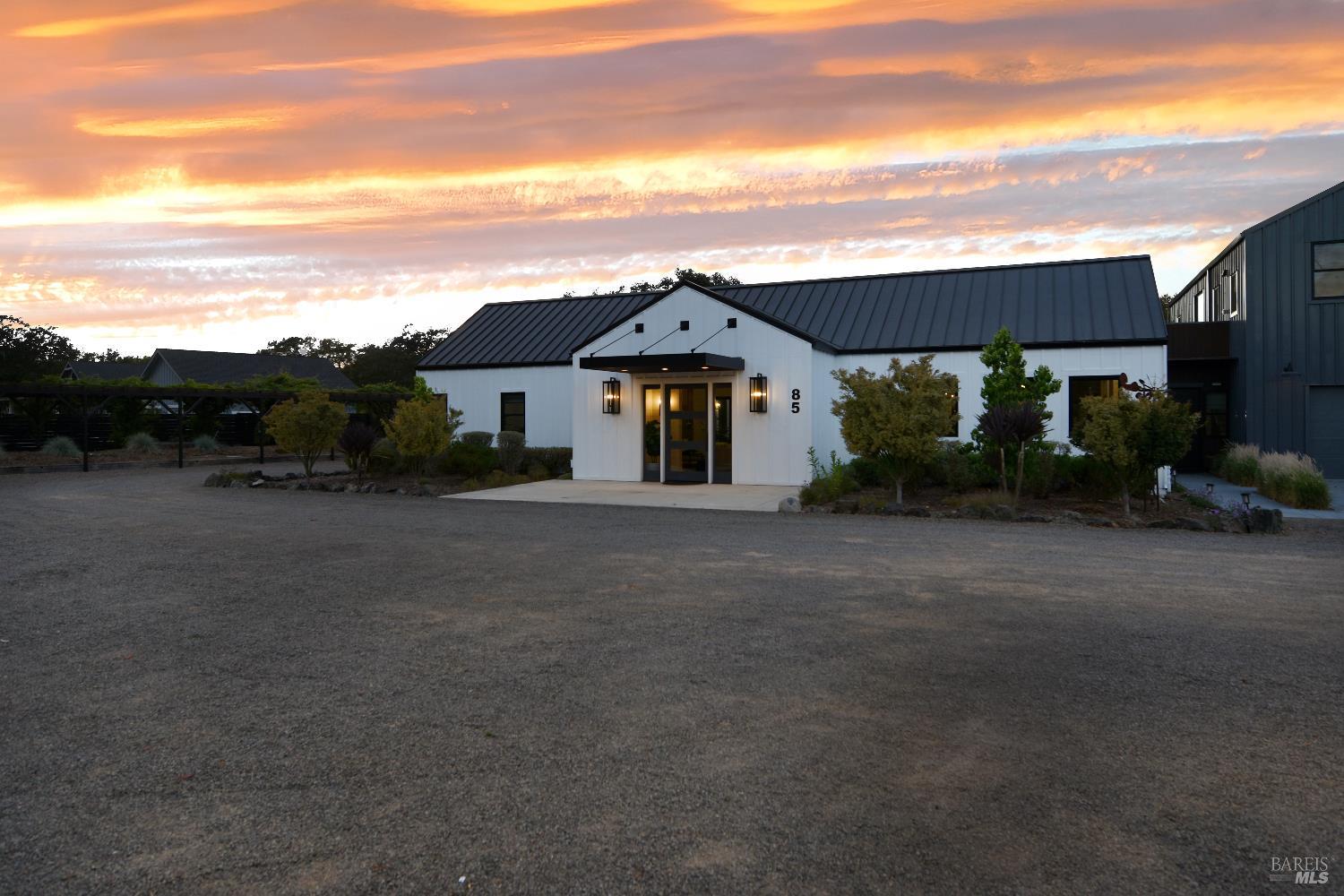 85 W Trinity Road Glen Ellen CA 95442
