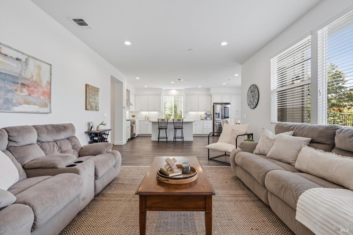 1605 Country Manor Drive Santa Rosa CA 95403