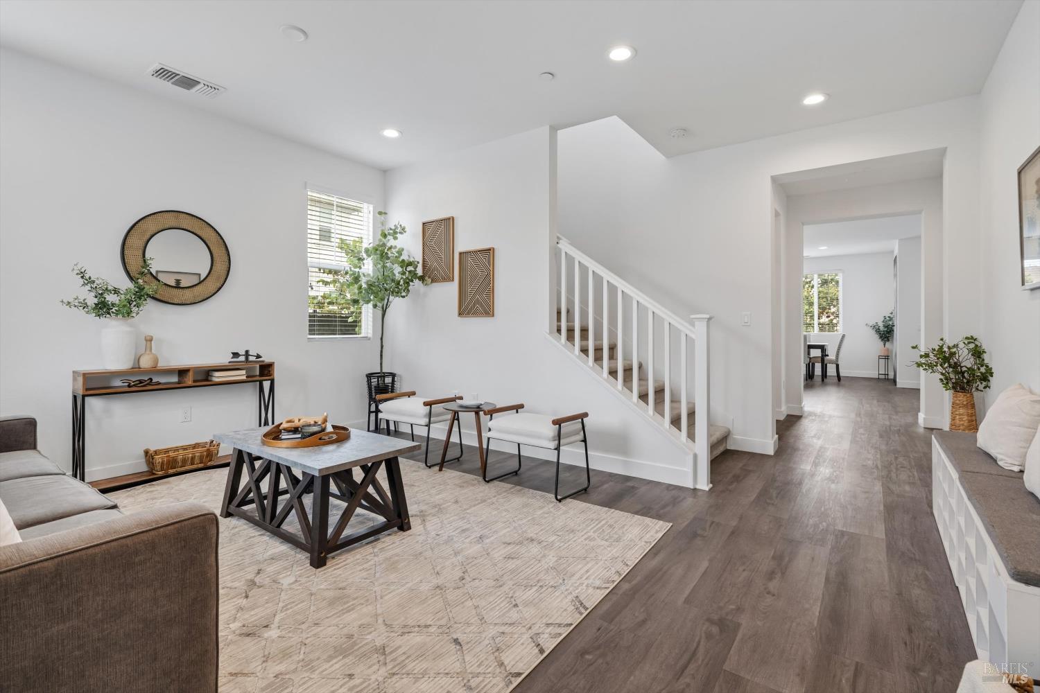 1605 Country Manor Drive Santa Rosa CA 95403