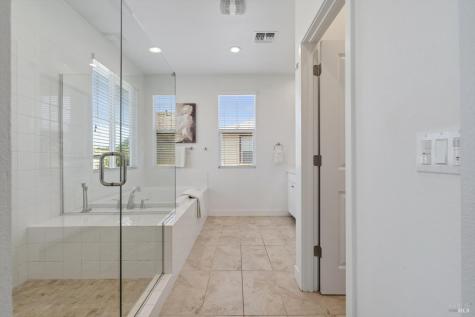 1605 Country Manor Drive Santa Rosa CA 95403