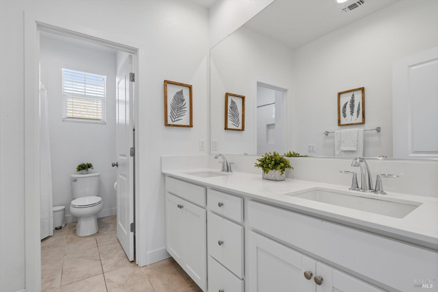 1605 Country Manor Drive Santa Rosa CA 95403