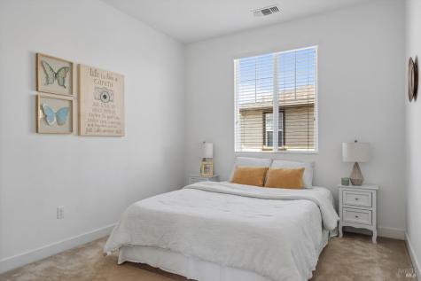 1605 Country Manor Drive Santa Rosa CA 95403