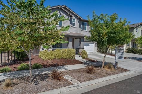 1605 Country Manor Drive Santa Rosa CA 95403
