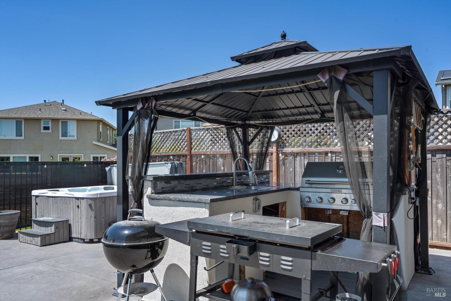 1605 Country Manor Drive Santa Rosa CA 95403