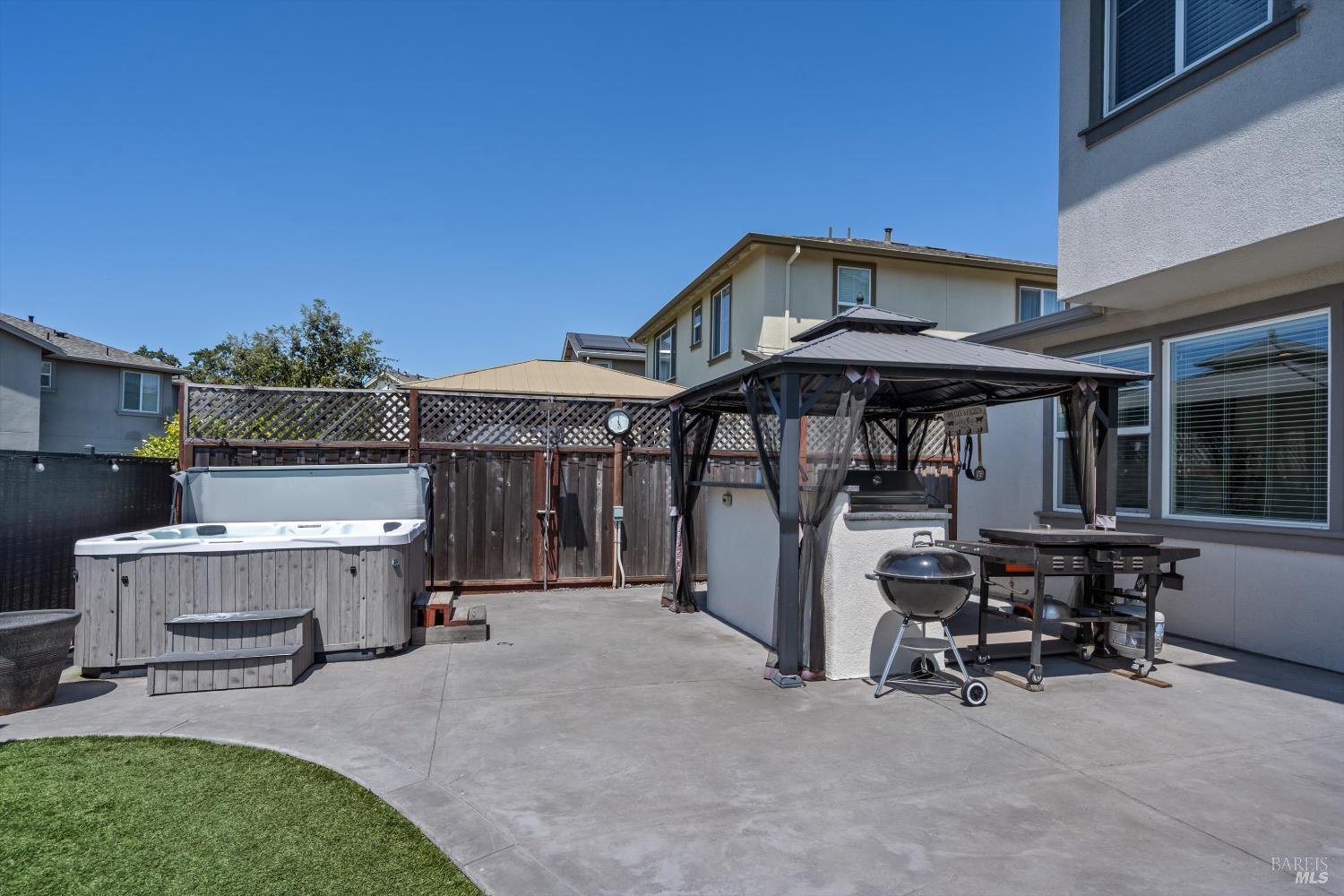 1605 Country Manor Drive Santa Rosa CA 95403