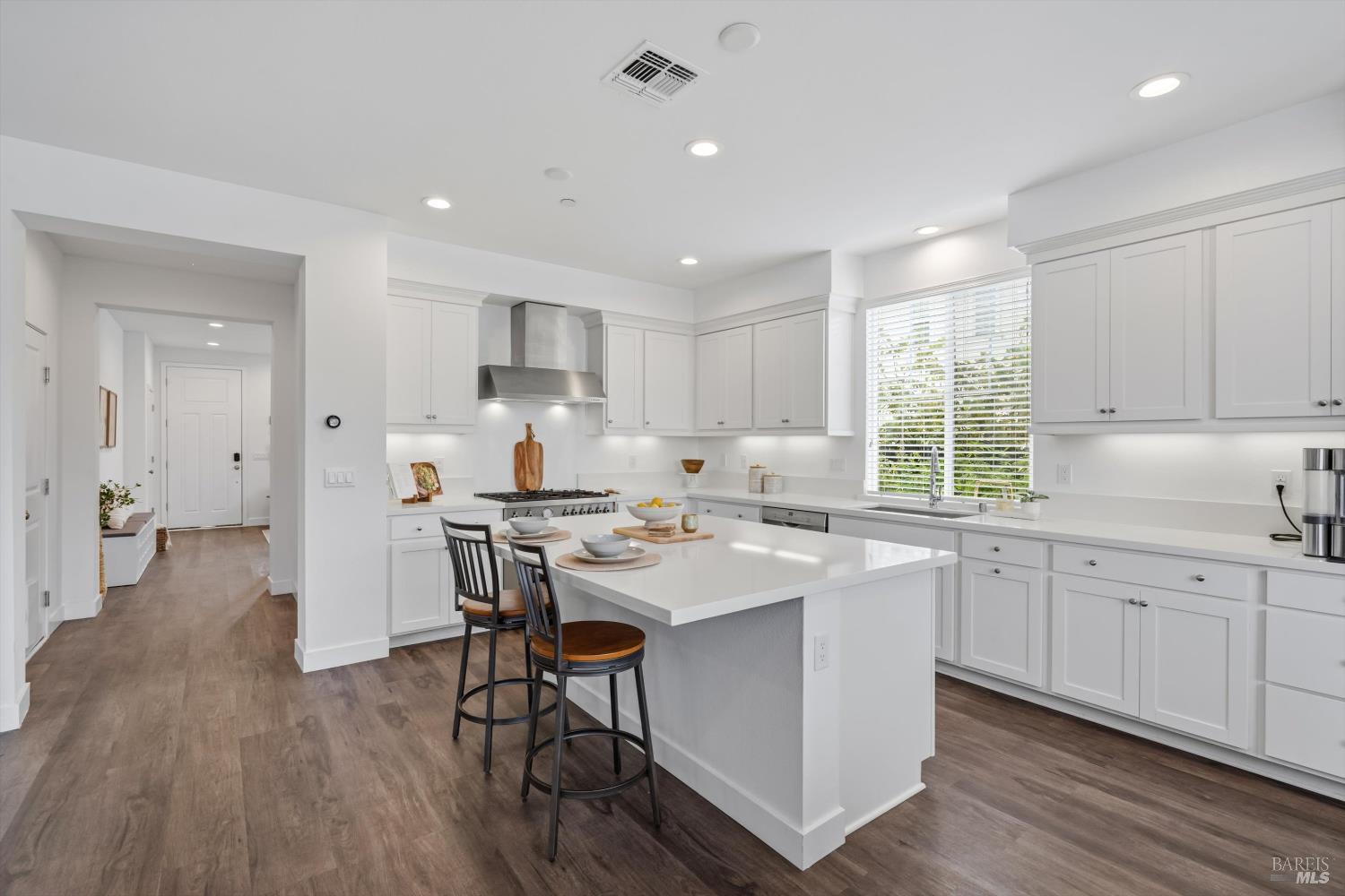 1605 Country Manor Drive Santa Rosa CA 95403
