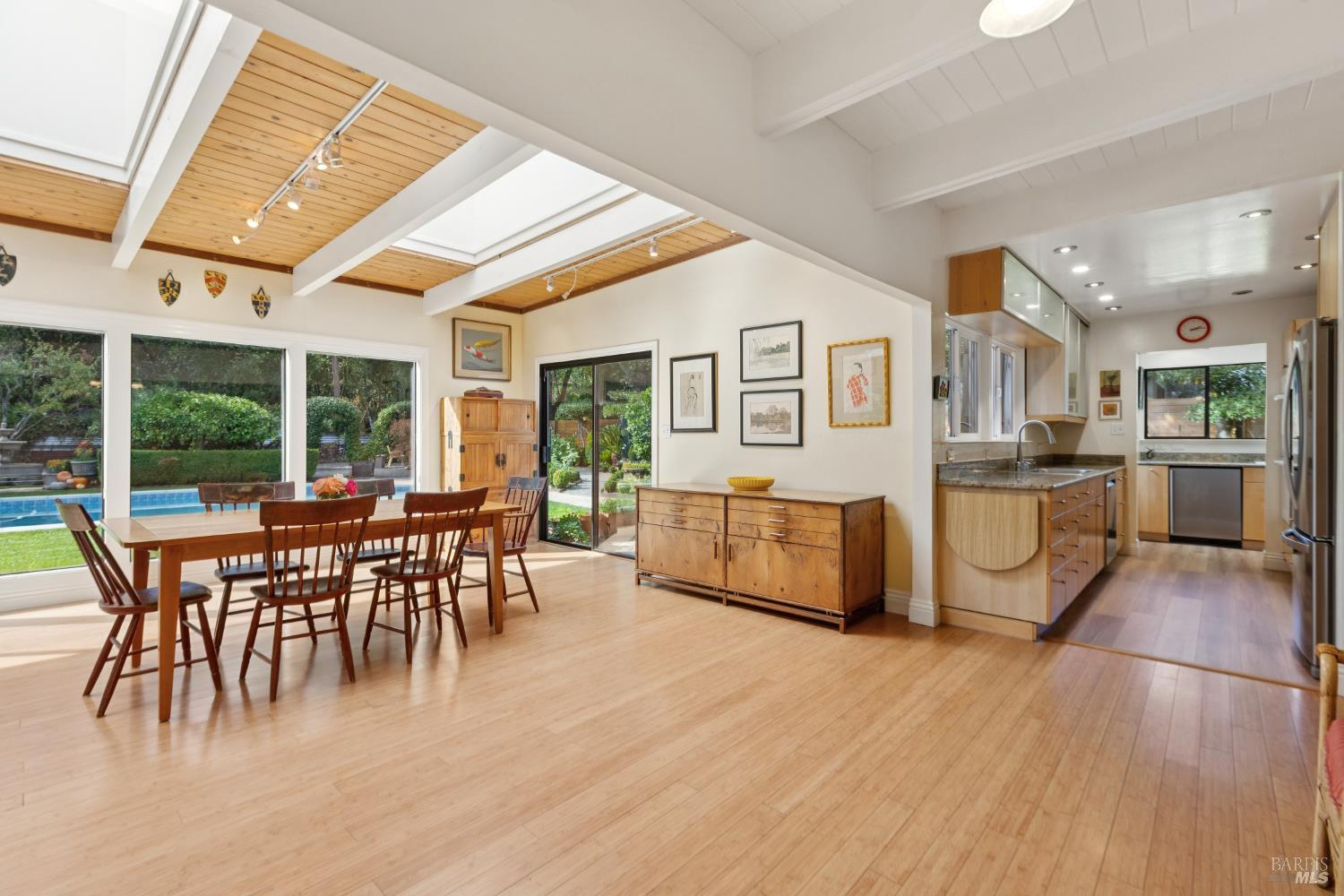 1030 Yell Lane Glen Ellen CA 95442