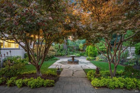 1030 Yell Lane Glen Ellen CA 95442