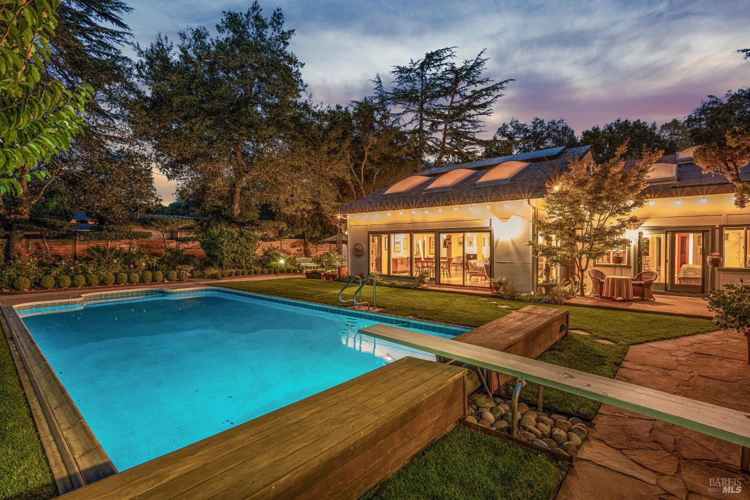 1030 Yell Lane Glen Ellen CA 95442